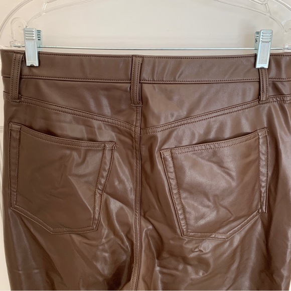 Abercrombie curve love vegan leather 90s straight pant in brown, size 31 - Picture 6 of 10